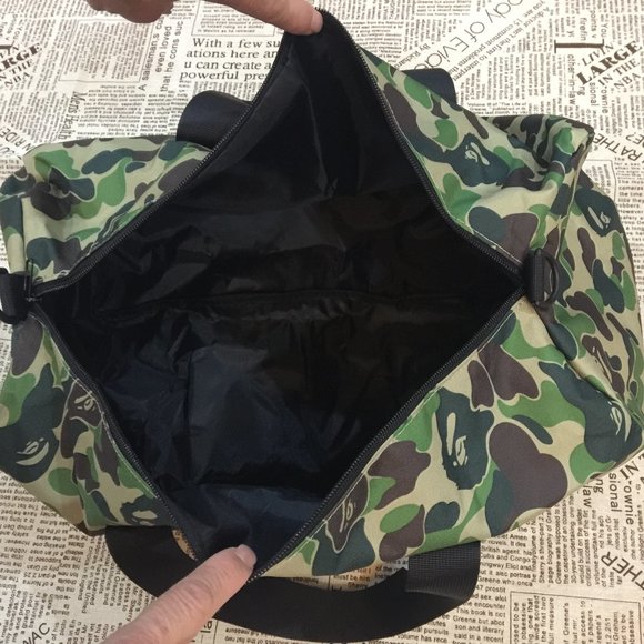 A bathing ape bape camo duffel gym bag - Picture 5 of 7